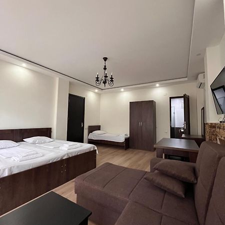 Guest House Madonna Kobuleti Zewnętrze zdjęcie