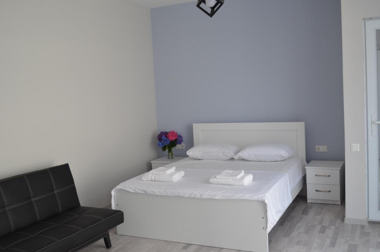Guest House Madonna Kobuleti Zewnętrze zdjęcie