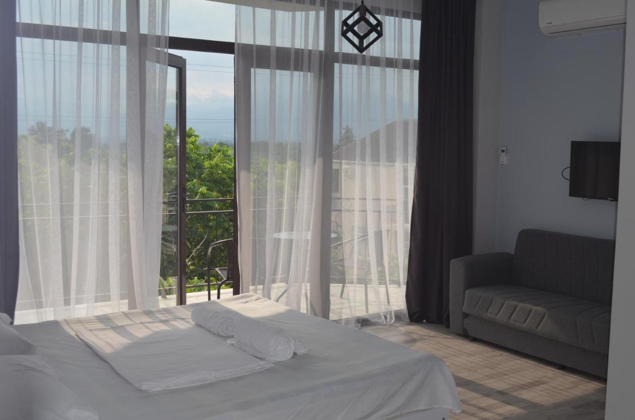Guest House Madonna Kobuleti Zewnętrze zdjęcie