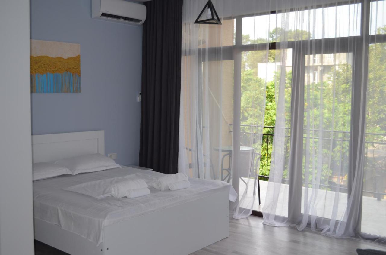 Guest House Madonna Kobuleti Zewnętrze zdjęcie