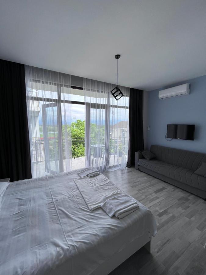 Guest House Madonna Kobuleti Zewnętrze zdjęcie