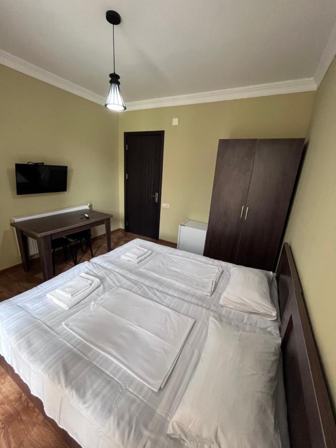 Guest House Madonna Kobuleti Zewnętrze zdjęcie